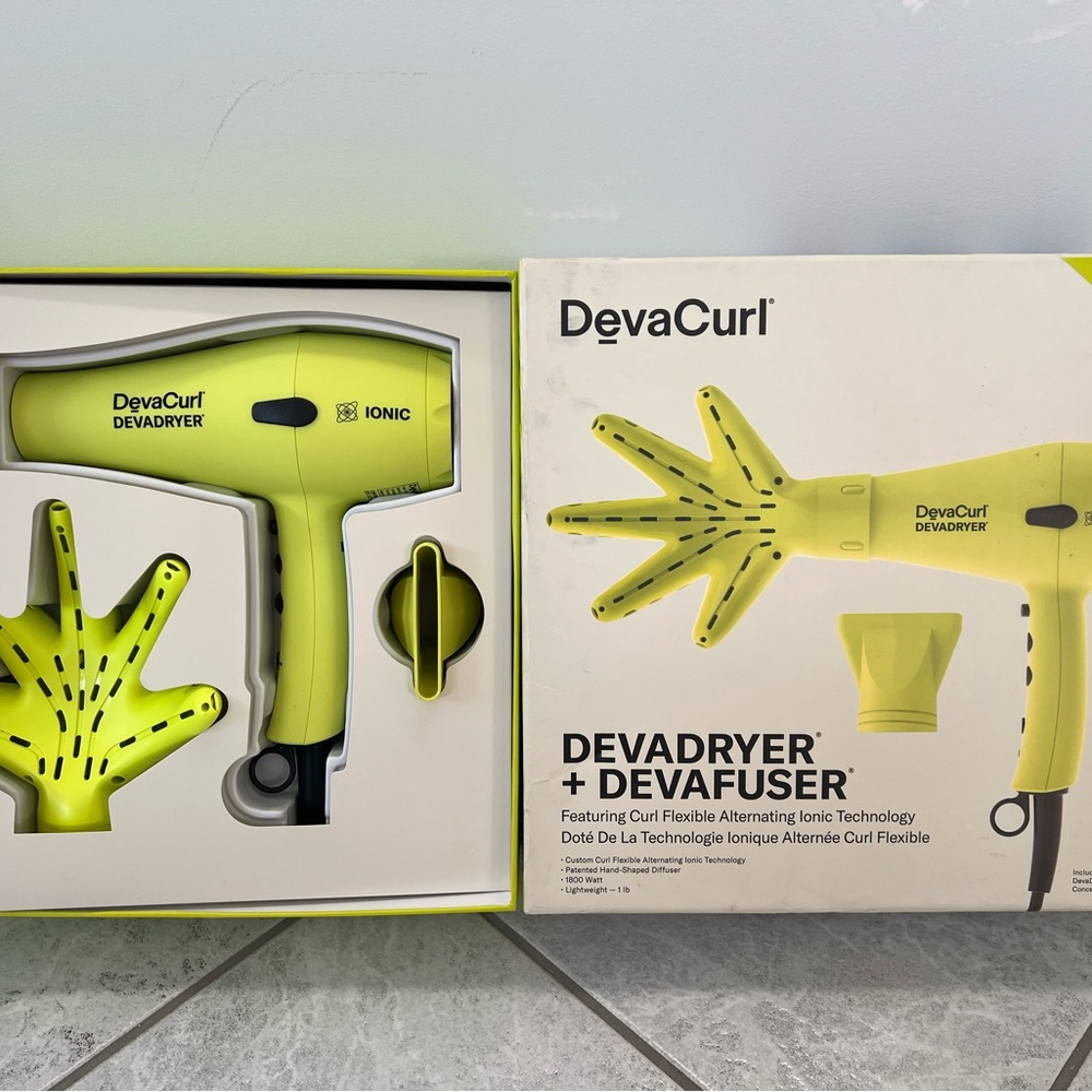 Brand new Devacurl dryer and diffuser set